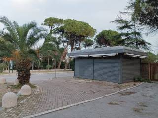 Negozio in vendita a pescara viale della riviera, 134