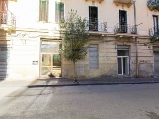 Loft in affitto a salerno via arce, 70