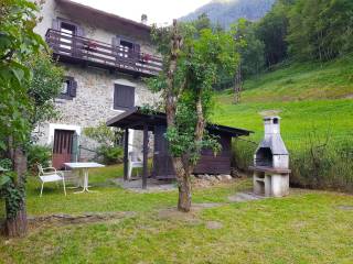 Casa indipendente in vendita a lanzada via fellaria