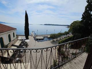 Casa indipendente in vendita a gardone riviera lungolago gabriele d'annunzio, 42