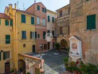 Appartamento in vendita a imperia piazza pagliari, 3