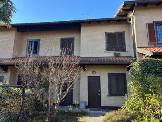 Villa a schiera in vendita ad arosio 