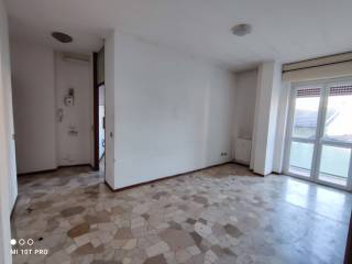 Appartamento in vendita a bovisio-masciago corso milano, 25