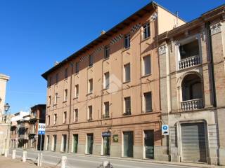 Appartamento in vendita a porto san giorgio via giordano bruno, 101