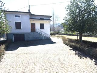 Villa in vendita a borgo san dalmazzo frazione beguda