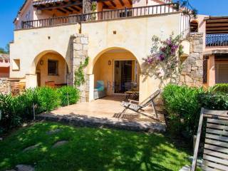 Villa a schiera in vendita ad arzachena baja sardinia