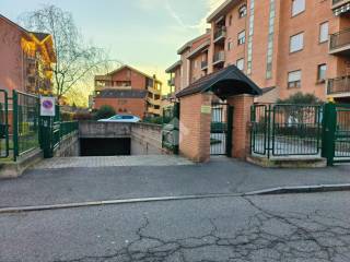 Garage in vendita a venaria reale via 4 novembre