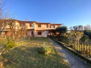 Villa a schiera in vendita ad adro via molinarghe, 23