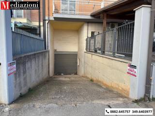 Magazzino in vendita ad apricena via della libertà