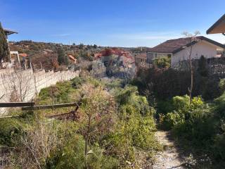 Terreno residenziale in vendita a ragalna via ospizio, snc