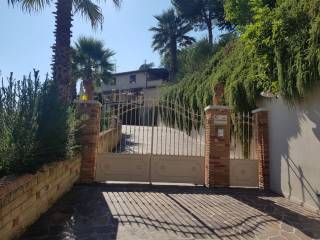 Villa in in vendita da privato ad ascoli piceno via monterocco, 31h