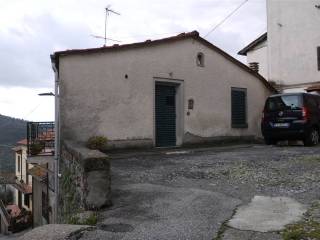 Casa indipendente in vendita a montale 