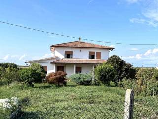 Casa indipendente in vendita a cavarzere loc. san gaetano, 8