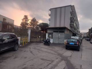 Garage in vendita a napoli via pier paolo pasolini, 53