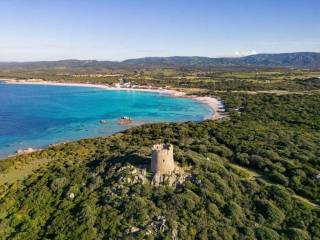 Villa bifamiliare in vendita ad aglientu via dell'olivastro