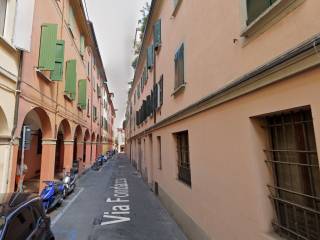 Garage in vendita a bologna via fondazza