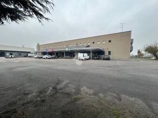 Magazzino in affitto a roncadelle via enrico fermi