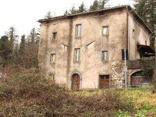 Villa in vendita a camporgiano località palazzetto filicaia, 1