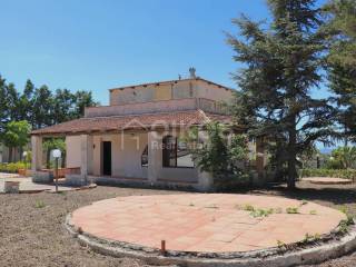 Villa in vendita a noto c.da castagna, sn