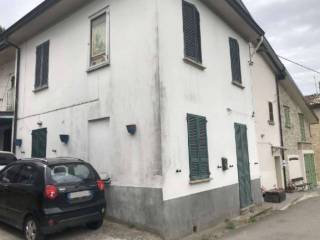 Appartamento all'asta a lugagnano val d'arda via chiesa, 9