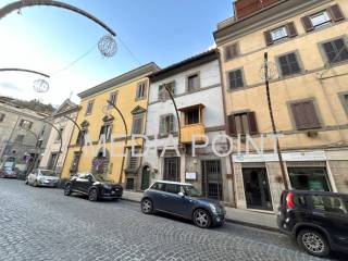 Casa indipendente in vendita a soriano nel cimino via santa maria