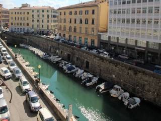 Appartamento in vendita a livorno scali d'azeglio