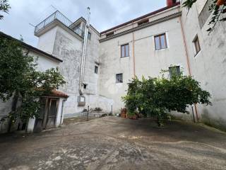 Casa indipendente in vendita a giffoni sei casali via giannattasio, 14