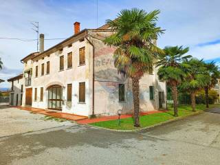 Casa indipendente in vendita a grumolo delle abbadesse via manzoni, 5