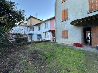 Casa indipendente in vendita a castelnovo di sotto via roma, 5