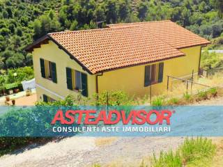 Villa all'asta a castellaro strada nuvoloni, 12