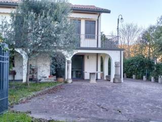 Villa in vendita a galzignano terme via regianzane