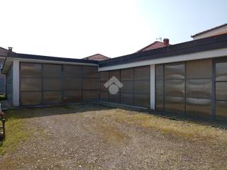 Garage in affitto a vigone via p. mascagni, 10