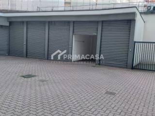 Garage in affitto a milano viale umbria,