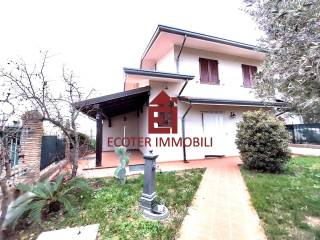 Villa in vendita a coriano via 1 maggio