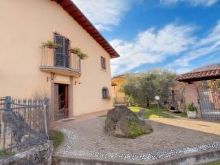 Casa indipendente in vendita a rieti via vena