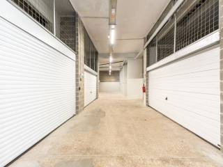 Garage in vendita a genova corso luigi andrea martinetti, 227r