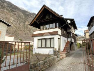 Casa indipendente in vendita a grosio via francesco caspani, 11