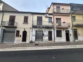 Casa indipendente in vendita a grottaminarda corso vittorio veneto