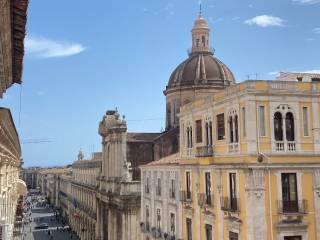 Appartamento in affitto a catania via etnea, 150