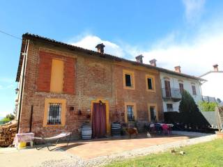 Casa indipendente in vendita a tigliole strada valperosa