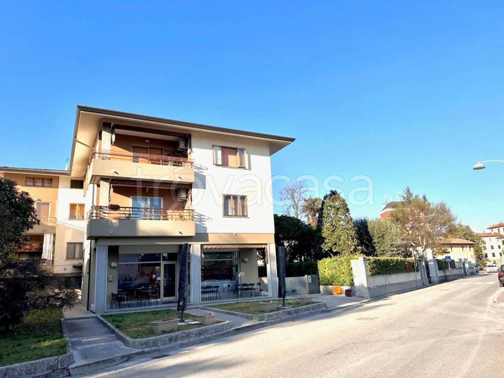 immagine annuncio 13 di 14