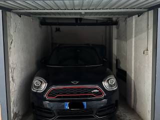 Garage in vendita a milano via giuseppe giusti, 8