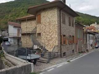 Casa indipendente in vendita a rieti via cicolano