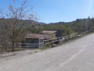 Villa in vendita a castel san niccolò garliano