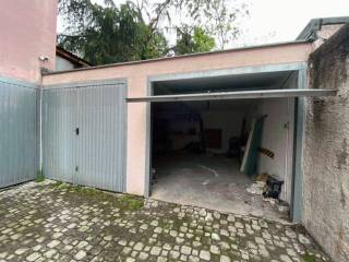 Garage in vendita a bernareggio via dei gelsi, 15