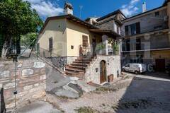 Casa indipendente in affitto ad assisi via colle del benzi , 7