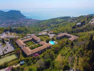 Villa a schiera in vendita a costermano sul garda via ghiandare