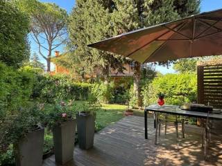 Villa bifamiliare in vendita a riccione via dei pini , 19