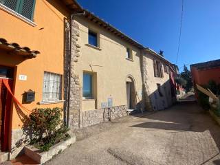 Casa indipendente in affitto a perugia via dei maestri comacini