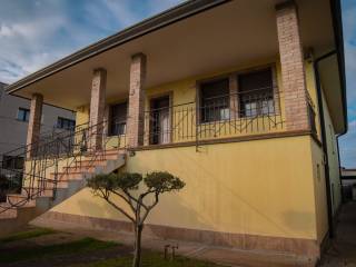 Villa in vendita a comacchio 